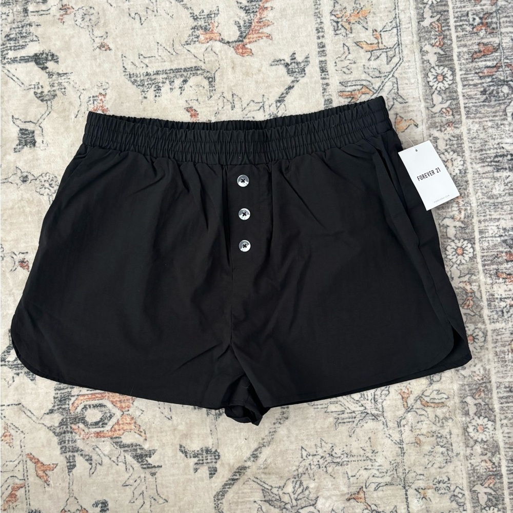 Forever 21 Women's Black Shorts